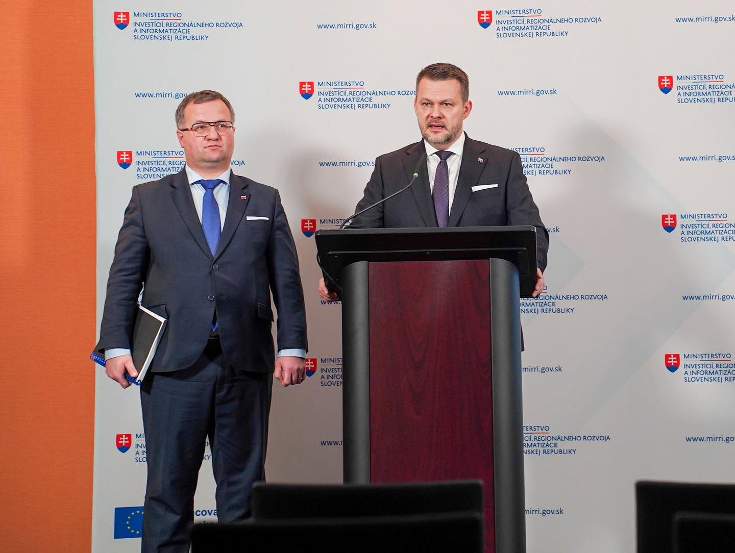 Migaľov rezort odmieta kritiku. Šalitroš vysvetlil výzvu.