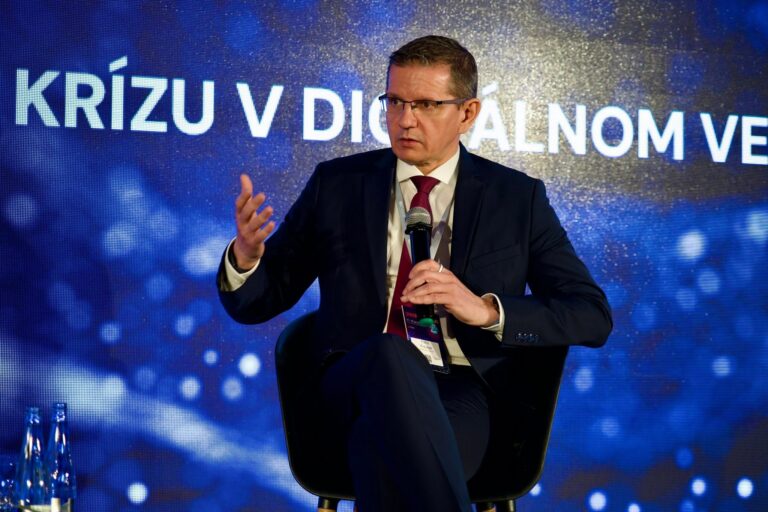 Patrik Krauspe je štátnym tajomníkom Ministerstva vnútra SR.