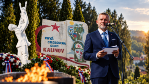Veľké oslavy v Kalinove: Vojnové hrôzy sa vracajú, odkázal Pellegrini.